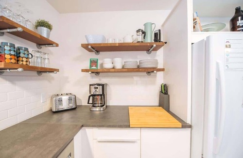 Baileys Harbor House | Downtown Baileys Harbor Retreat · Walk to Dining