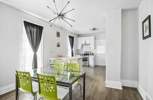 Mexicantown - Southwest Detroit House | Downtown Detroit Gem – 3 Bedrooms and Culture!