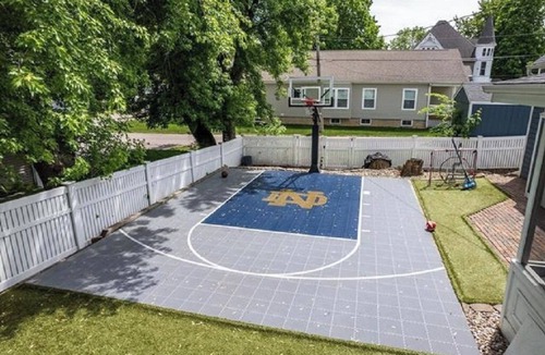 Wisconsin Dells House | Downtown-ULTIMATE Fam & Friend Getaway! Arcade GameRoom- Basketball Court