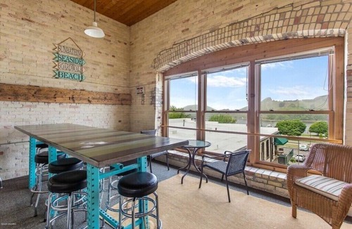 Grand Haven Condo | Downtown Waterfront! Cozy Space in the heart of Grand Haven!