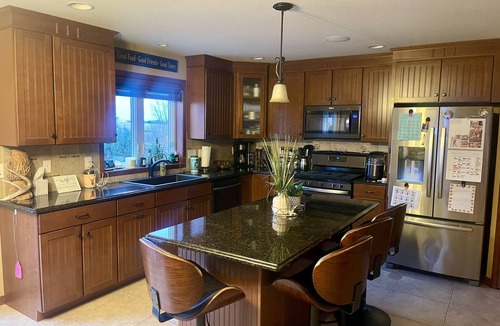 Pickett House | EAA 2026! Close to highway, amenities and the EAA airshow grounds.