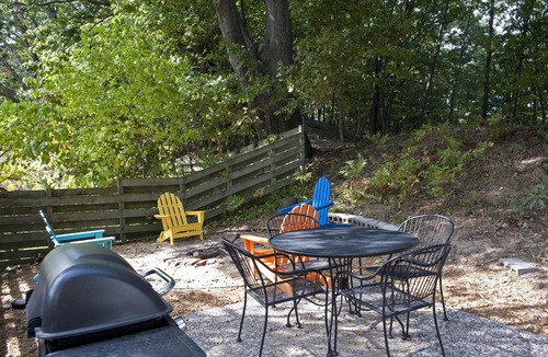 Beachwood-Bluffton House | Eagles Nest Carriage House In Bluffton on Mi Back Dune Lake