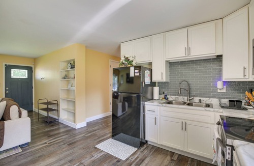 Moline Acres House | Easy Access to Parks, Hospital: St Louis Home