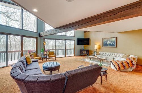Hubertus House | Eclectic Hubertus Home w/Game Room & Fire Pit!