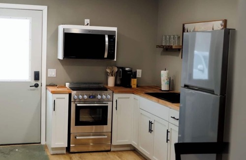 Eckerman Hotel | Enjoy a cozy stay at U.P. Trails Getaway inEckerman with AC