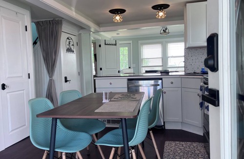 Estral Beach House | Erie Cozy Cottage-Lake and Canal Frontage-Fish-Kayak-Stunning Sunsets & Wildlife
