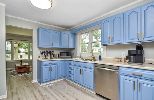 Orange Prairie House | Escape w/Game Room near Louisville Slugger Sports Complex - pet friendly