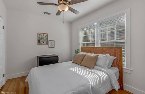 Caddo Heights-South Highlands House | Fabulously Furnished Forest - Home Away From Home