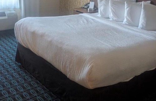 Troy Hotel | Fairfield Inn & Suites by Marriott Detroit Troy