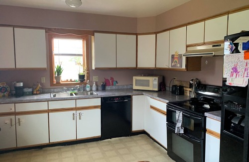 Superior House | Family and pet welcoming home - Barkers Island is within walking distance!