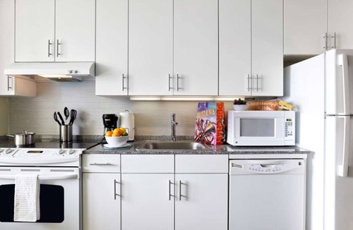 Central Business District Resort | Family Break! Great Downtown Base near Lafayette Square & Louis Armstrong Park