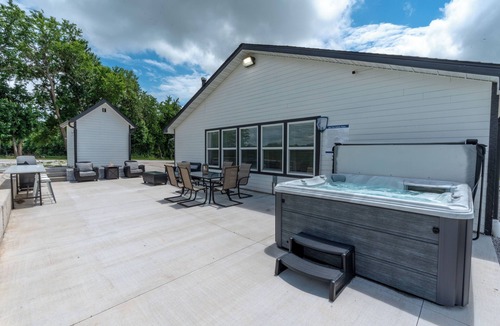 Springfield House | Family Home for a Relaxing Getaway Vacation!