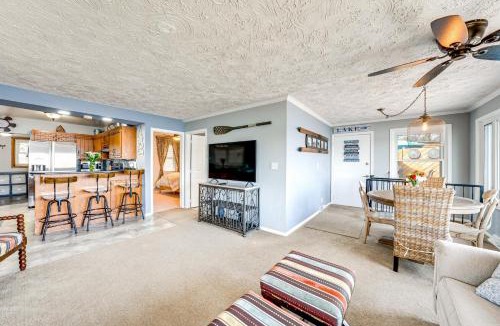 Mukwonago House | Fish, Swim & Explore: Mukwonago Lake House!