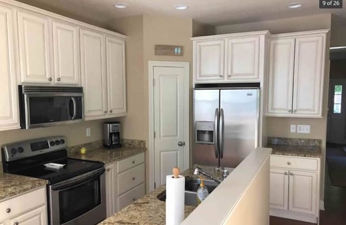 South Haven House | ★Flip Flop Cottage★ Fire Pit 7min walk to beach Family & Pet Friendly!