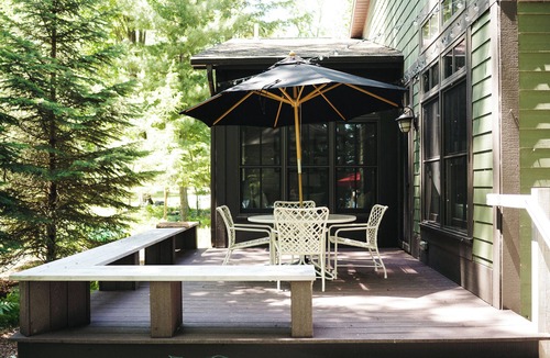 Williamsburg Cottage | Forest Haven - A Spectacular Cottage Home on Antrim's Chain of Lakes