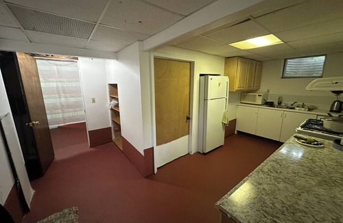 Ann Arbor House | Garden level basement 2-bedroom unit in house in Ann Arbor neighborhood