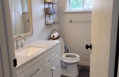 Northeast Michigan Apartment | General Store 4 Bedroom Apartment in Cadillac