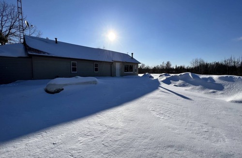 Brimley Cabin | Goldade Acres 320 acres + Delirium Wilderness = Great place to vacation!