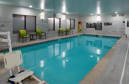 La Porte Hotel | Hampton Inn LaPorte