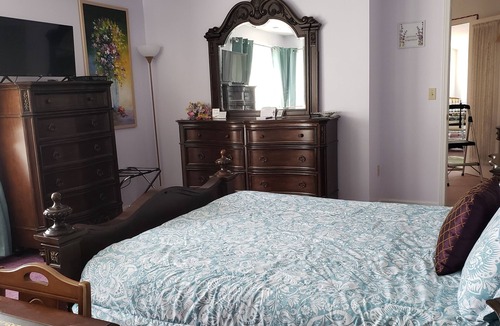 Harbor Springs Bed & Breakfast | Happy Days and Nights - Petite Pearl