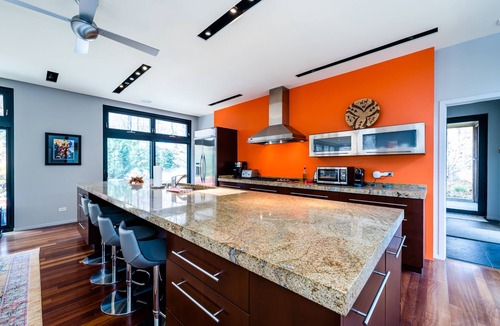 Harbert House | Harbert Home With Private Pool & Hot Tub! Close To Beach!