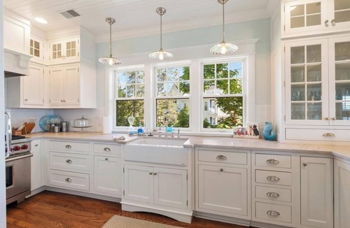 Harbor Springs Cottage | Harbor Cottage: 4 BR, 3.5 BA Cottage in Harbor Springs , Sleeps 12