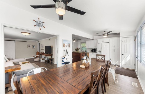 New Buffalo House | HEATED POOL OPEN oversized private pool downtown New Buffalo!