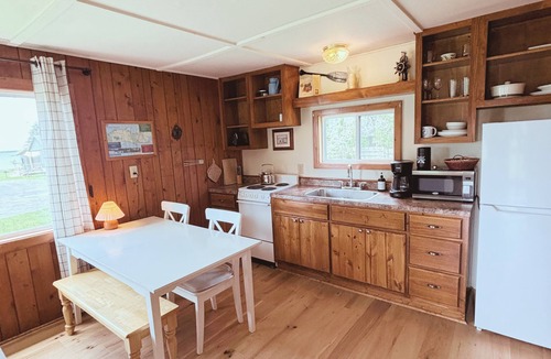 Hessel Cabin | Hessel Bay Cabin #4: Lake Huron waterfront cabin sleeps 4.