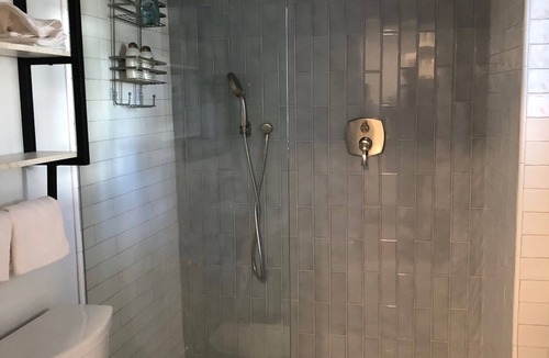 Uptown Historic District Apartment | Hey foodies 1-BR apt on restaurant row. Wheelchair accessible and pets welcome!