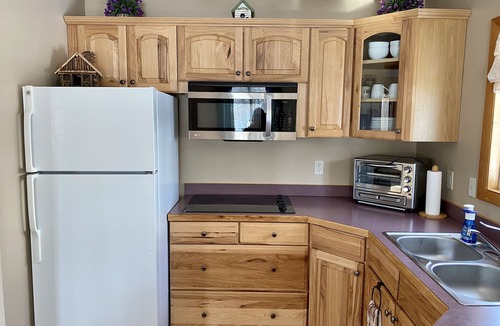 Higgins Lake Cottage | **Higgins Lake Cottage -- 1 Mile to South Higgins Lake Beach & Park**