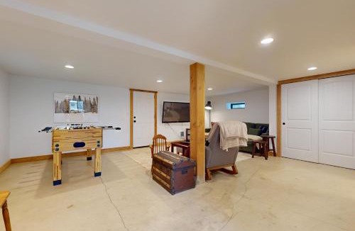 Ronald House | High County Cabin