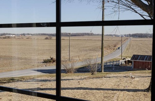 Goshen House | Hilltop Family Retreat