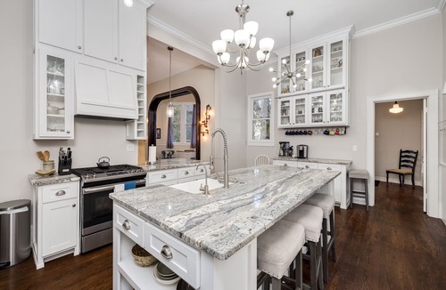 Summit - University House | Historic 10 Bedroom 6 Bath Victorian ~ 2 Blocks to Cathedral ~ Hidden Arcade