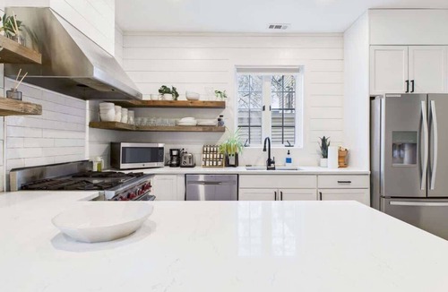 West Town House | Historic Estate | 10 BR, Sleeps 16+, Game Room