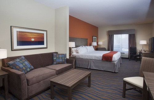 Morgan City Hotel | Holiday Inn Express Hotel & Suites Morgan City Tiger Island by IHG