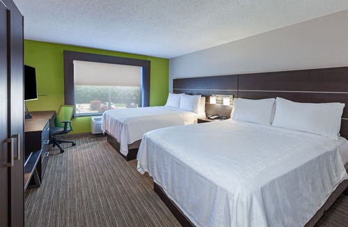 Little Woods Hotel | Holiday Inn Express New Orleans East, an Ihg Hotel