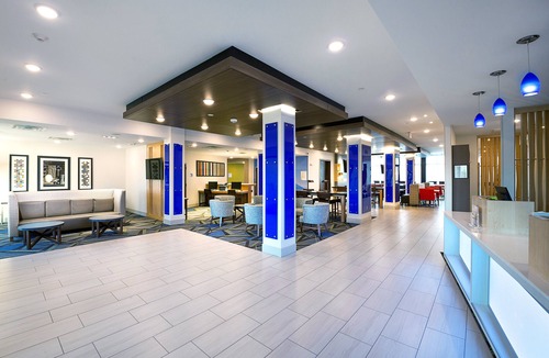 Wentzville Hotel | Holiday Inn Express & Suites Wentzville St Louis West by IHG