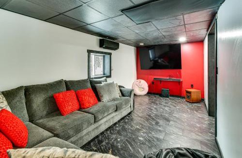 Gerrish Township House | Home Theater & Hot Tub! Home Near Higgins Lake