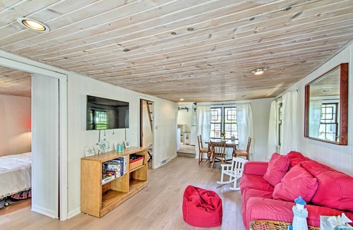 Horicon Cottage | Horicon Riverfront Retreat w/Deck, Dock + Patio