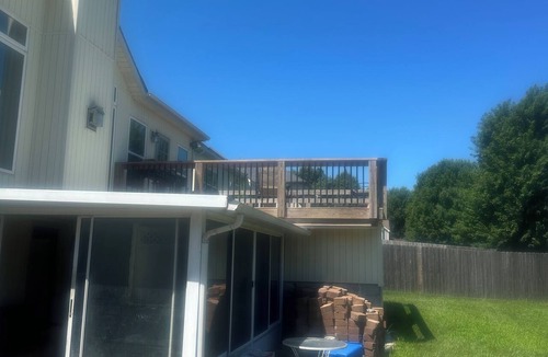 Waldron House | Hosting up to 12 people from 2 days to unlimited call Terry 816-695-1072
