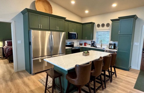 Steelville Cabin | Huzzah Springs- Lower Springs Cabin