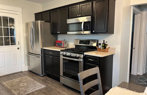 Northeast South Bend House | Irish Haven | 5BR Near Notre Dame | Sleeps 12