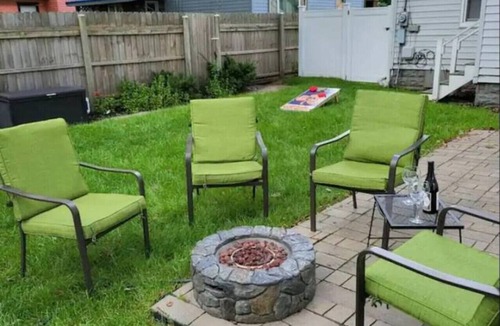 Northeast South Bend House | Irish Haven | 5BR Near Notre Dame | Sleeps 12
