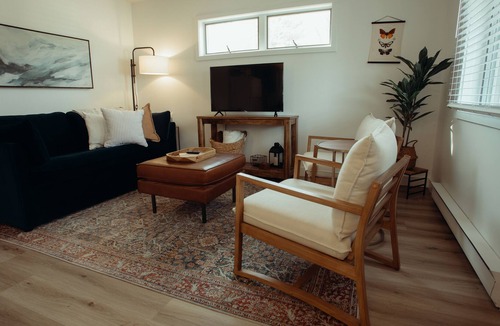 Northport Cottage | Juniper Cottage on Grand Traverse Bay!