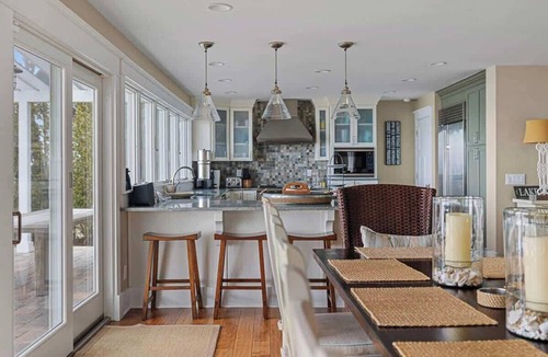 Lake Michigan Beach House | Juniper Presents: Magnificent Lakefront Vacay Home on the Beach