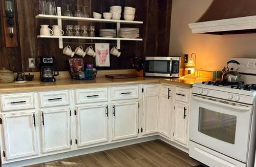 Cobden House | Kaoline Station House