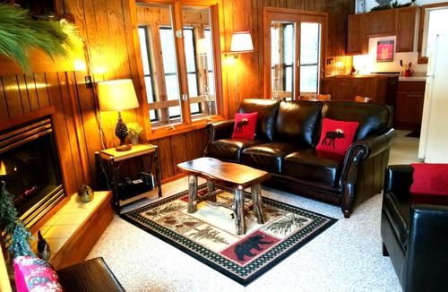 Presque Isle Cabin | Lake Days, Bonfires & Cabin Nights 2 Bedrooms/2 Bathrooms