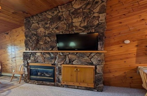 Breezy Point Condo | Lake Front 2-bedroom 2 bath condo at Point Place in Breezy Point Resort