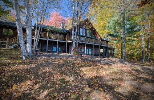 Washburn House | Lake Superior Log Cabin Retreat | Near Bayfield, WI | Larger Groups Welcome