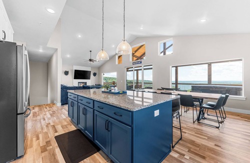 Indian Point House | Lake Views Hot Tub Arcade Luxury Family Escape